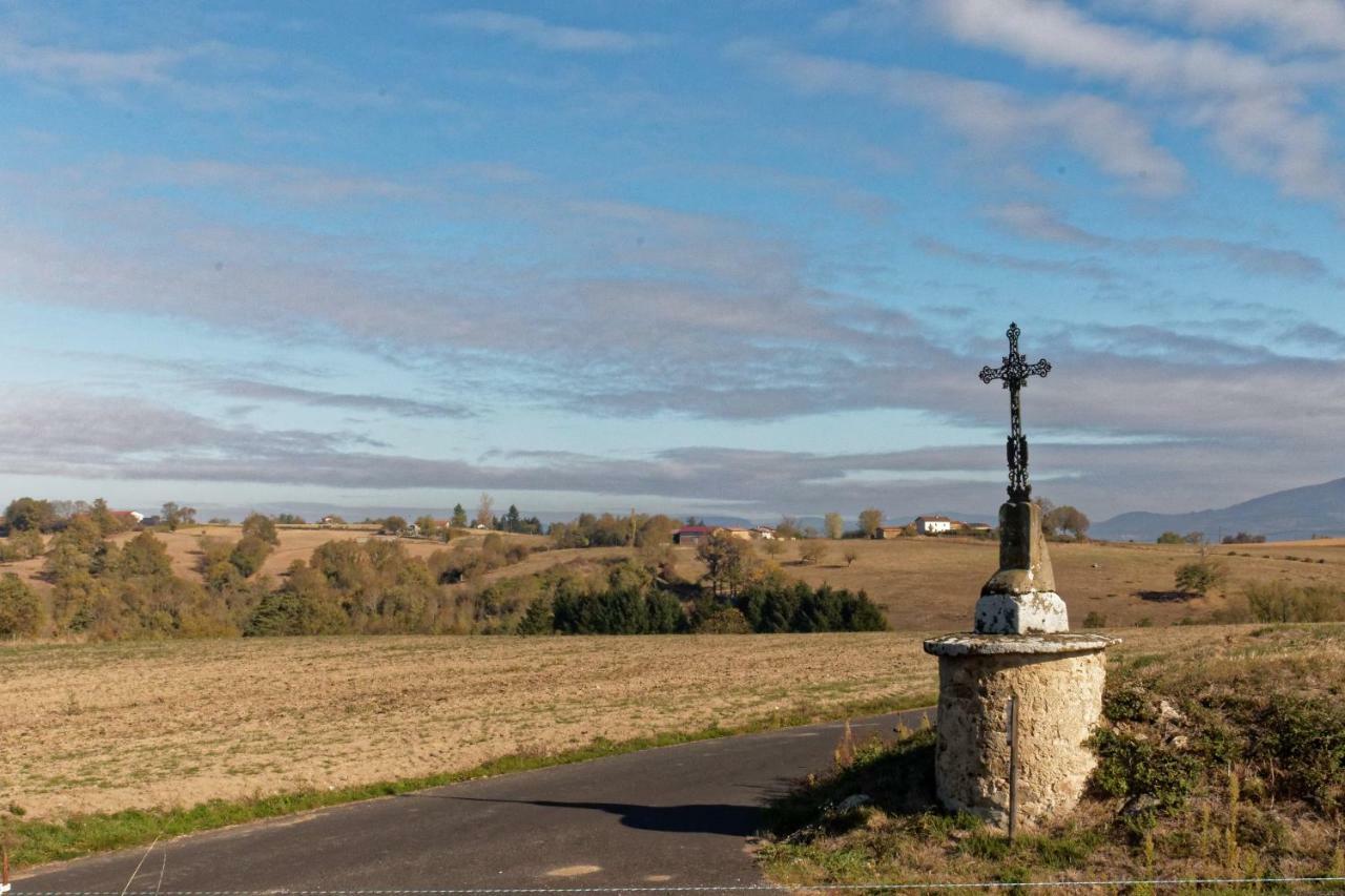Gite De Sauviat 25 Chemin Du Grand Pacher Le Bourg De Sauviat 63120 Luaran gambar